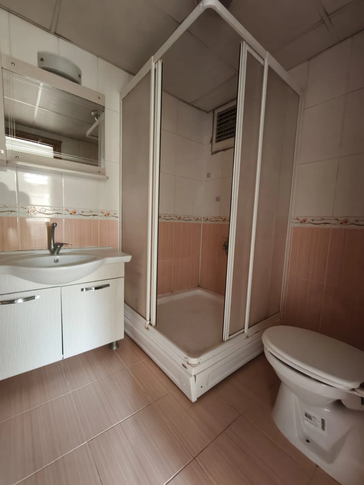 KONYA KARATAY MENEGENE MAHALLESİ 3+1 KİRALIK DAİRE!